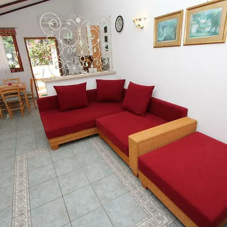 Lucu Apartment *